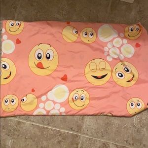 😳🤣😘😍Who doesn’t like emoji’s!😬😁😋